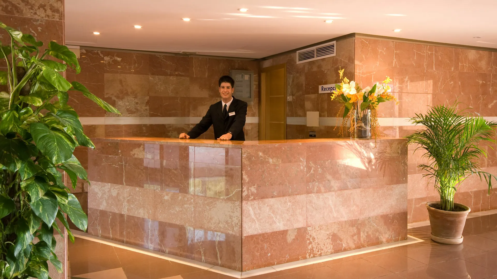 Mandisur Apartments Cala Mandia
