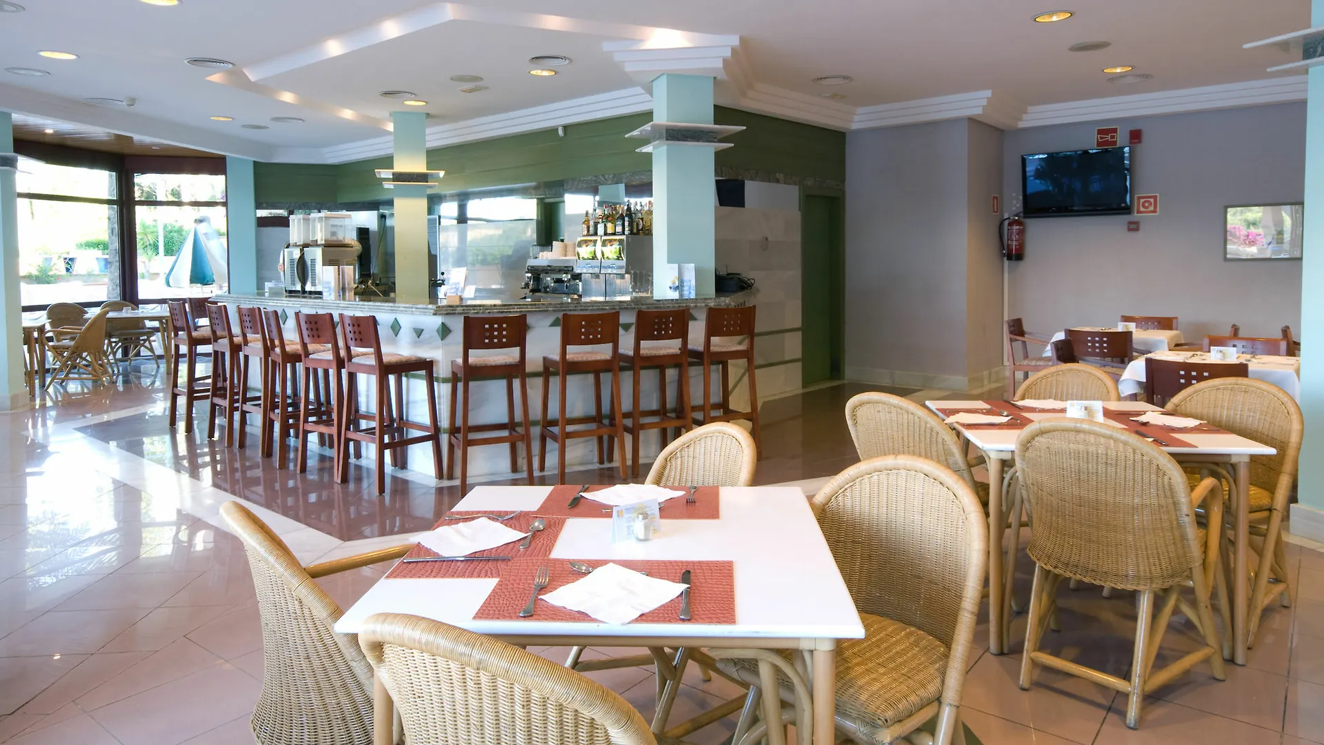 Mandisur Apartments Cala Mandia